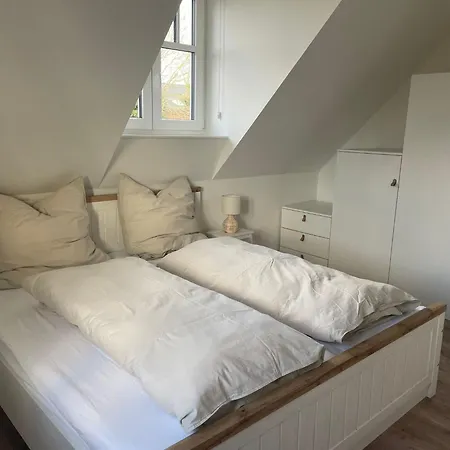 Linnebarg Hus 4 *